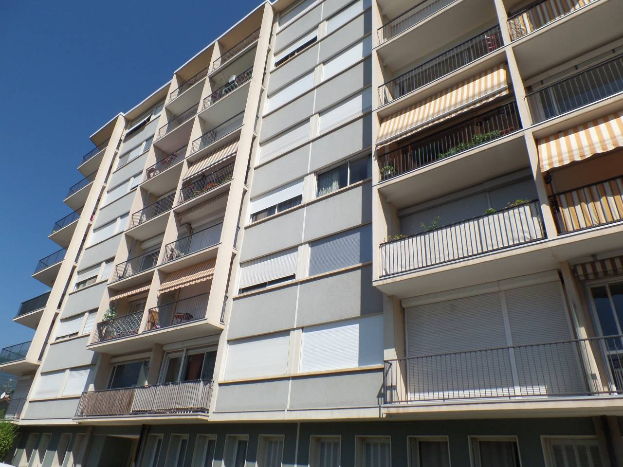 GRENOBLE T2/T3 Rue Louise Michel