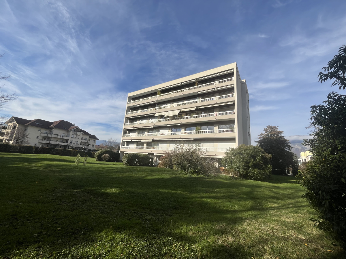GIERES LE PASTEUR